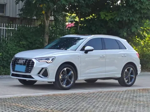 2022 AUDI Q3,autocango,china used car exporter,china ev exporter,chinese used car exporter,chinese used ev exporter