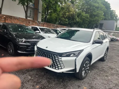 2023 DONGFENG AEOLUS YIXUAN GS,autocango,china used car exporter,china ev exporter,chinese used car exporter,chinese used ev exporter