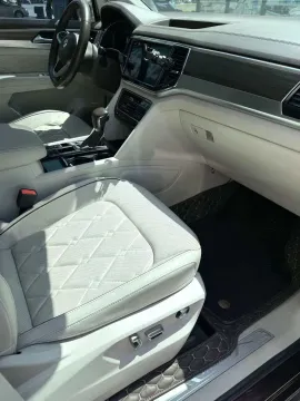 2020 Volkswagen Viloran 2.0T 220HP L4 7DCT