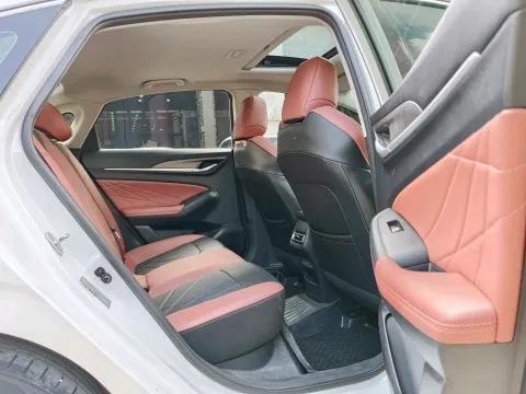2023 ChangAn Eado 1.4T 160HP L4 7DCT