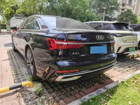 2024 Audi A6L 2.0T 245HP L4 7DCT
