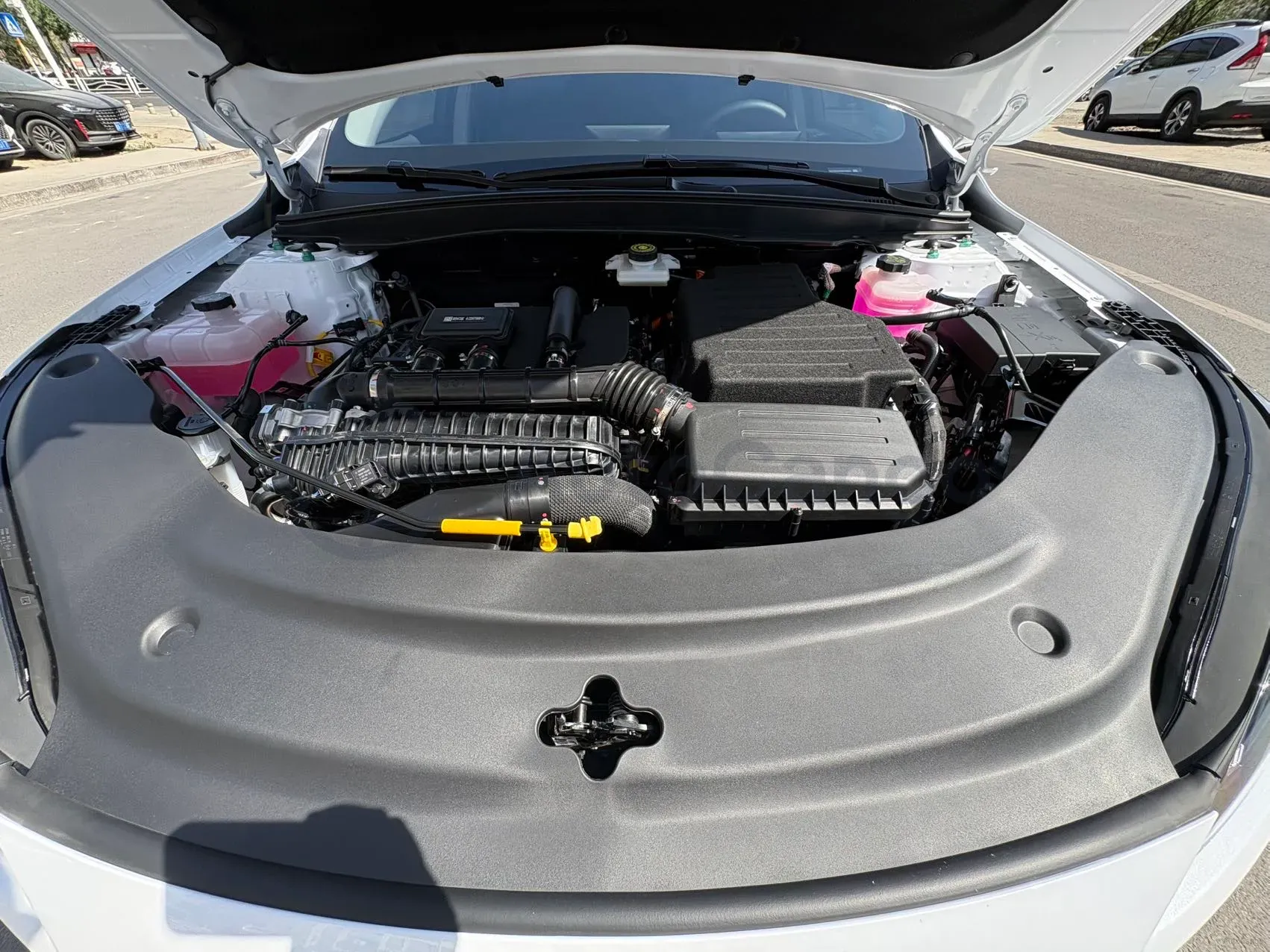 2025 BYD Seal05 DM-i 1.5L 101HP L4 E-CVT PHEV 7.68KWH,autocango,china used car exporter,china ev exporter,chinese used car exporter,chinese used ev exporter