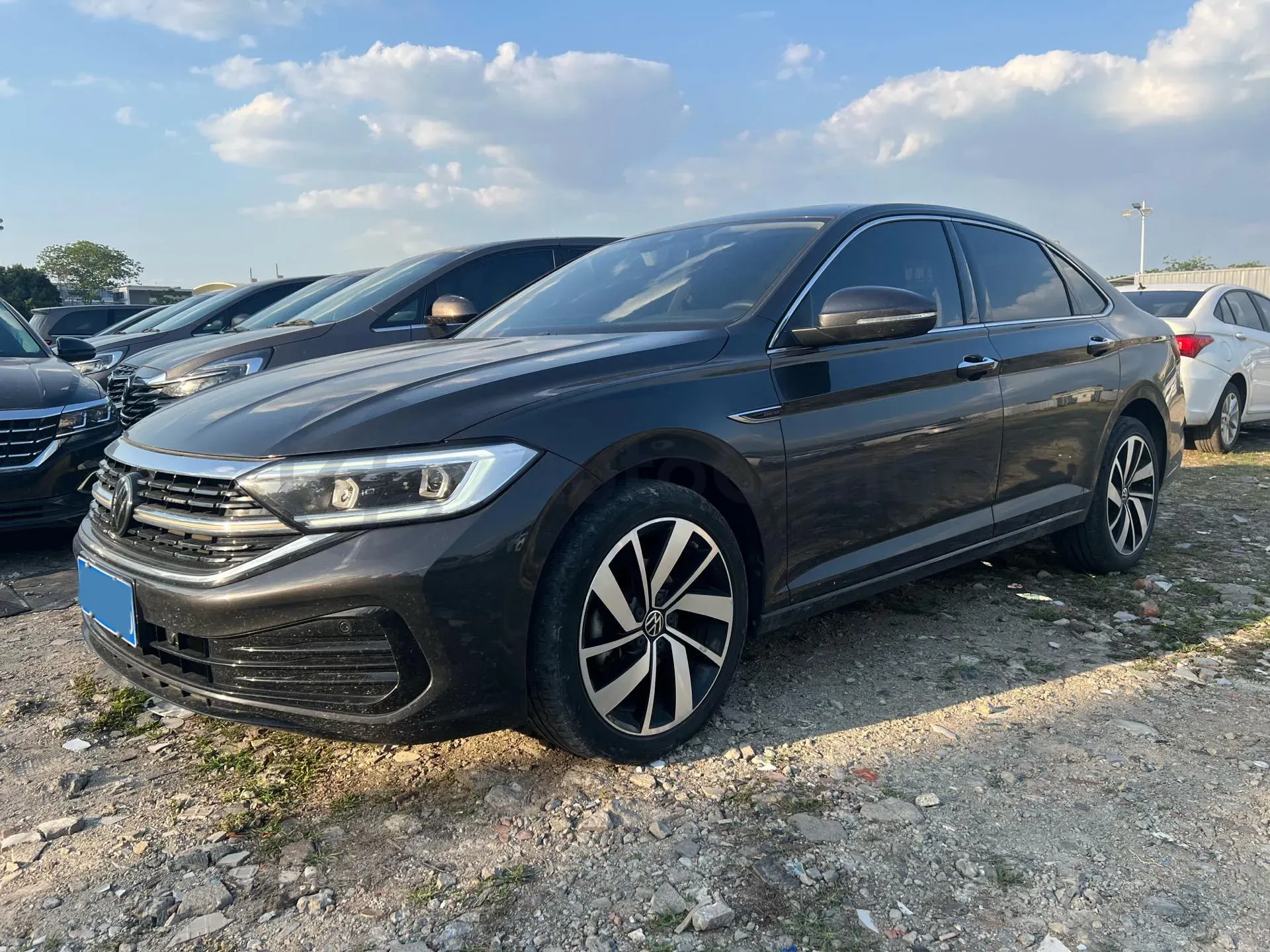 2023 Volkswagen Sagitar 1.5T 160HP L4 7DCT,autocango,china used car exporter,china ev exporter,chinese used car exporter,chinese used ev exporter