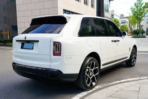 2018 Rolls-Royce Cullinan 6.7T 571HP V12 8AT,autocango,china used car exporter,china ev exporter,chinese used car exporter,chinese used ev exporter