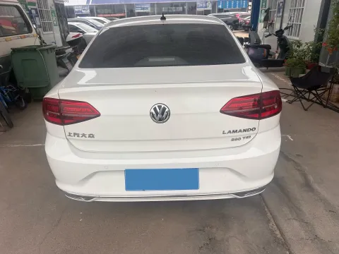 2019 Volkswagen Passat 1.4T 150HP L4 7DCT