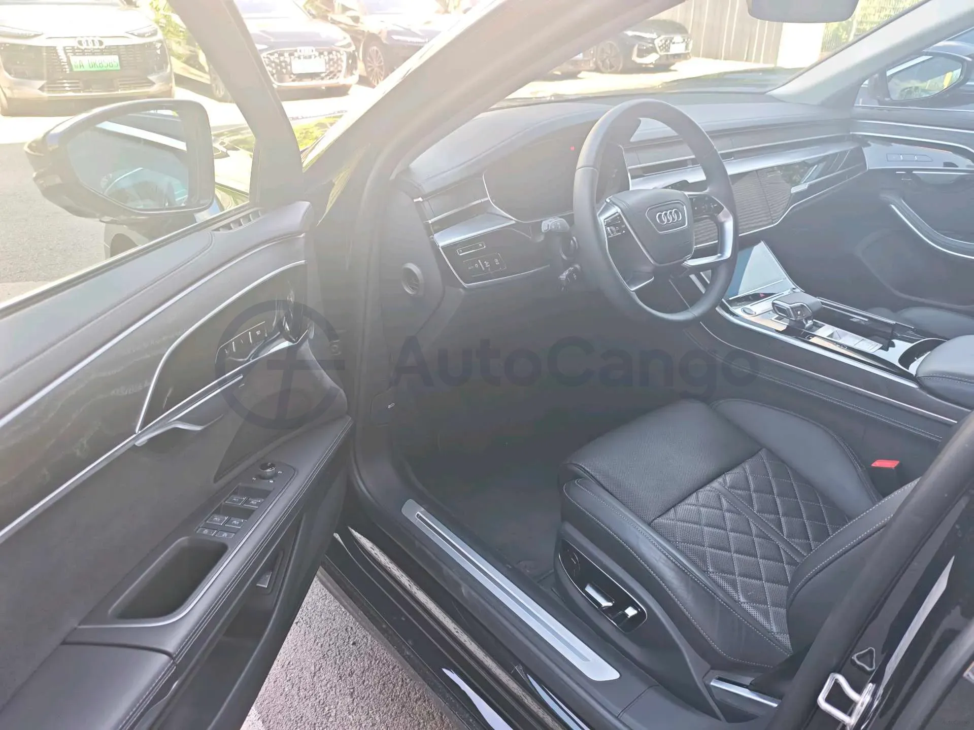 2025 Audi A8 3.0T 286HP V6 8AT,autocango,china used car exporter,china ev exporter,chinese used car exporter,chinese used ev exporter