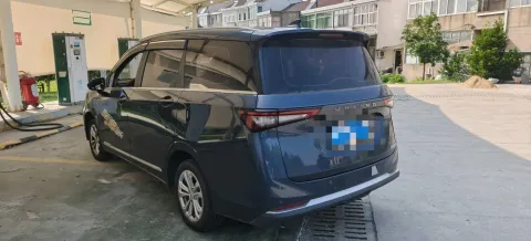 2022 WuLing JiaChen 1.5L 99HP L4 6MT