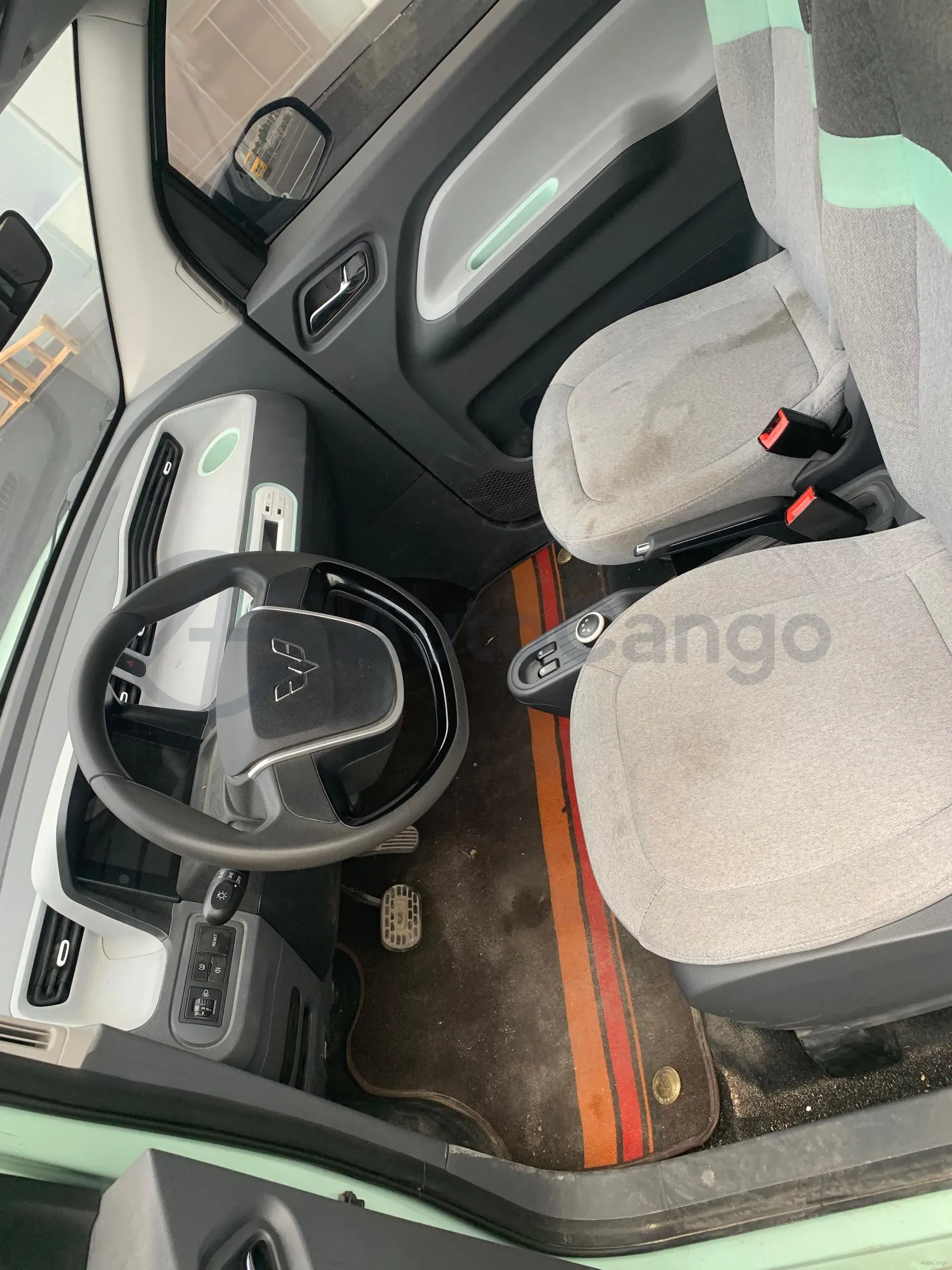 2021 WuLing HongGuang MINI EV BEV 9KWH,autocango,china used car exporter,china ev exporter,chinese used car exporter,chinese used ev exporter