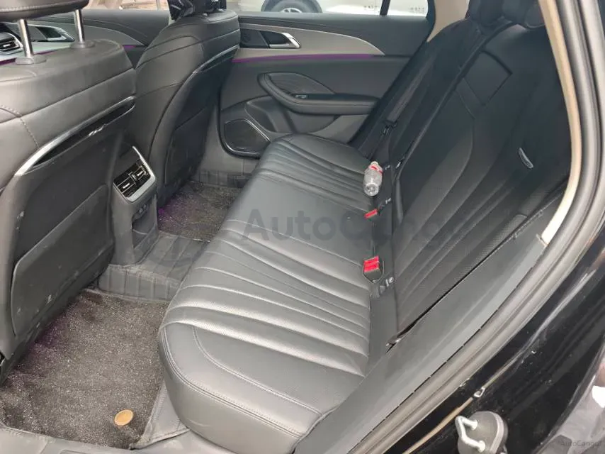 2023 HongQi H5 2.0T 224HP L4 8AT,autocango,china used car exporter,china ev exporter,chinese used car exporter,chinese used ev exporter