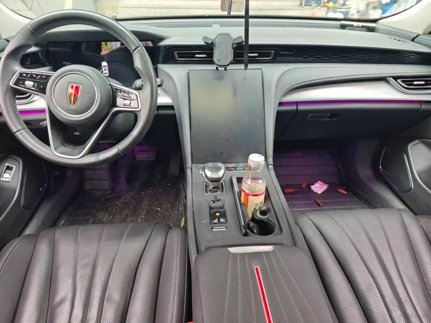 2023 HongQi H5 2.0T 224HP L4 8AT,autocango,china used car exporter,china ev exporter,chinese used car exporter,chinese used ev exporter