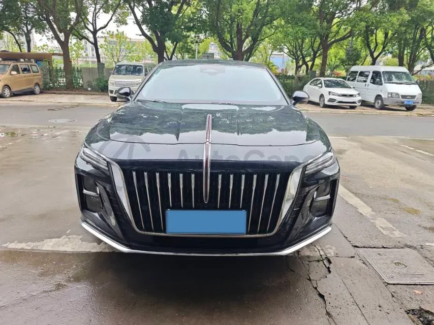 2023 HongQi H5 2.0T 224HP L4 8AT,autocango,china used car exporter,china ev exporter,chinese used car exporter,chinese used ev exporter