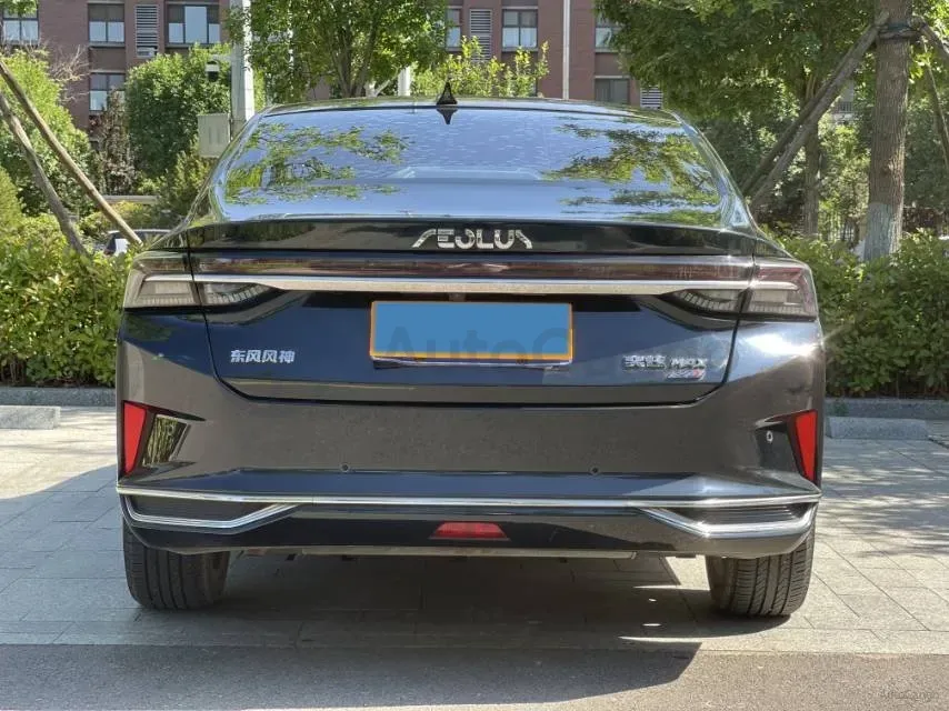2021 DongFeng Aeolus YiXuan MAX 1.5T 190HP L4 7DCT,autocango,china used car exporter,china ev exporter,chinese used car exporter,chinese used ev exporter
