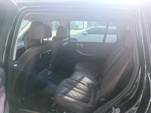 2024 BMW X7 3.0T 381HP L6 8AT