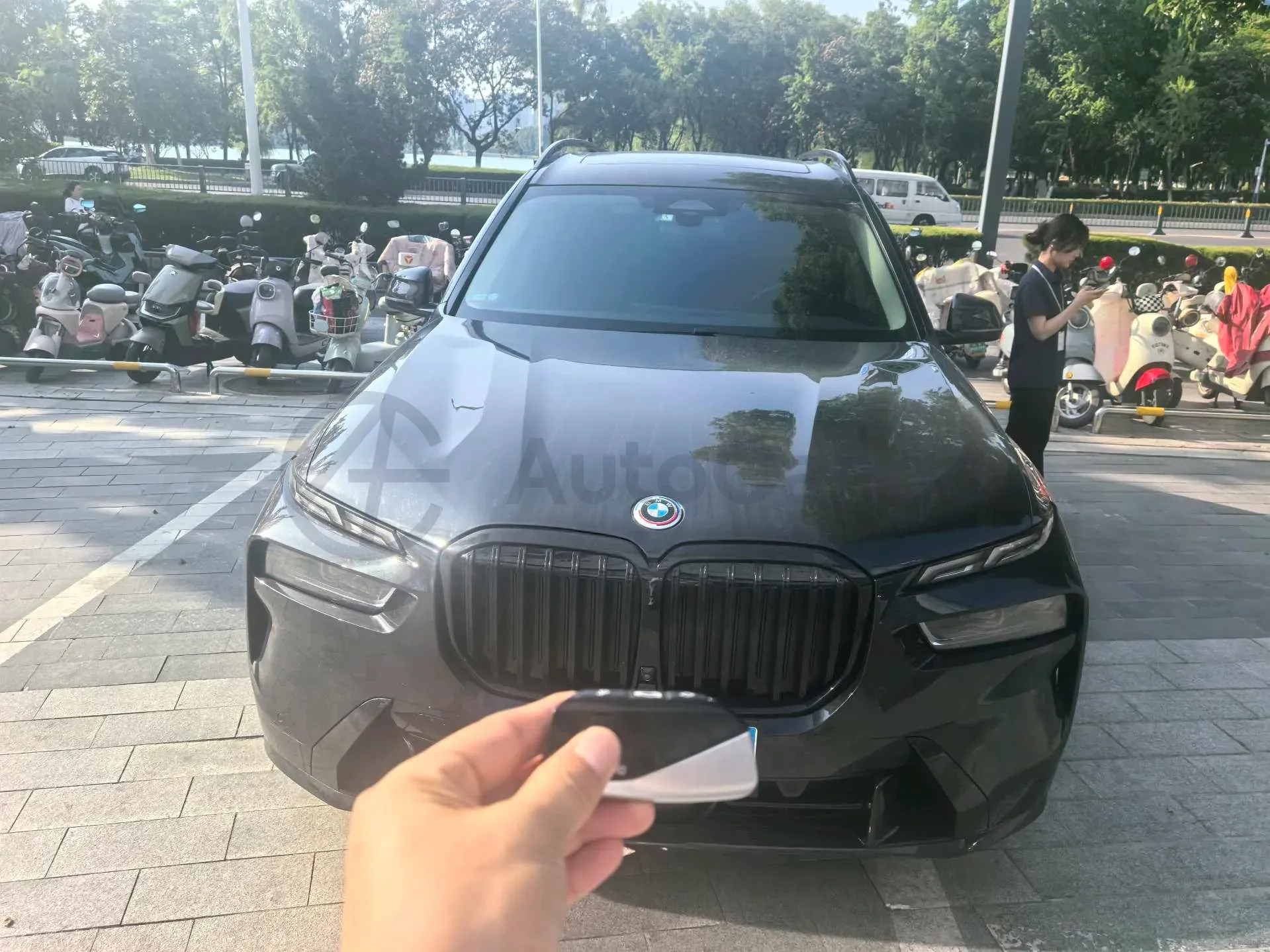 2024 BMW X7 3.0T 381HP L6 8AT,autocango,china used car exporter,china ev exporter,chinese used car exporter,chinese used ev exporter