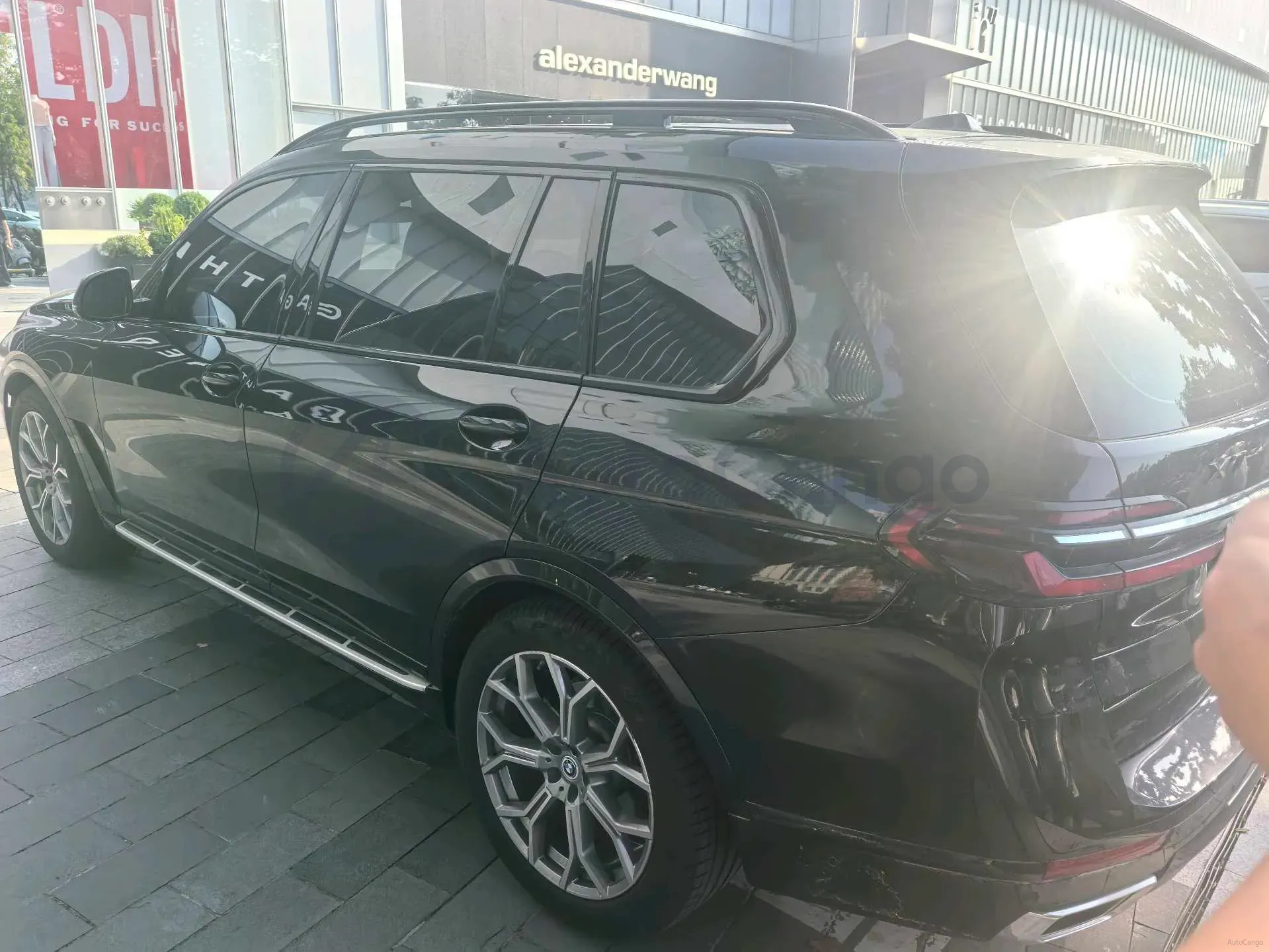 2024 BMW X7 3.0T 381HP L6 8AT,autocango,china used car exporter,china ev exporter,chinese used car exporter,chinese used ev exporter