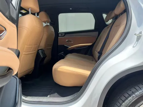 2024 BYD SongL DM-i 1.5L 101HP L4 E-CVT PHEV 18.3KWH