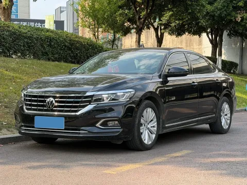 2019 VOLVO V40,autocango,china used car exporter,china ev exporter,chinese used car exporter,chinese used ev exporter