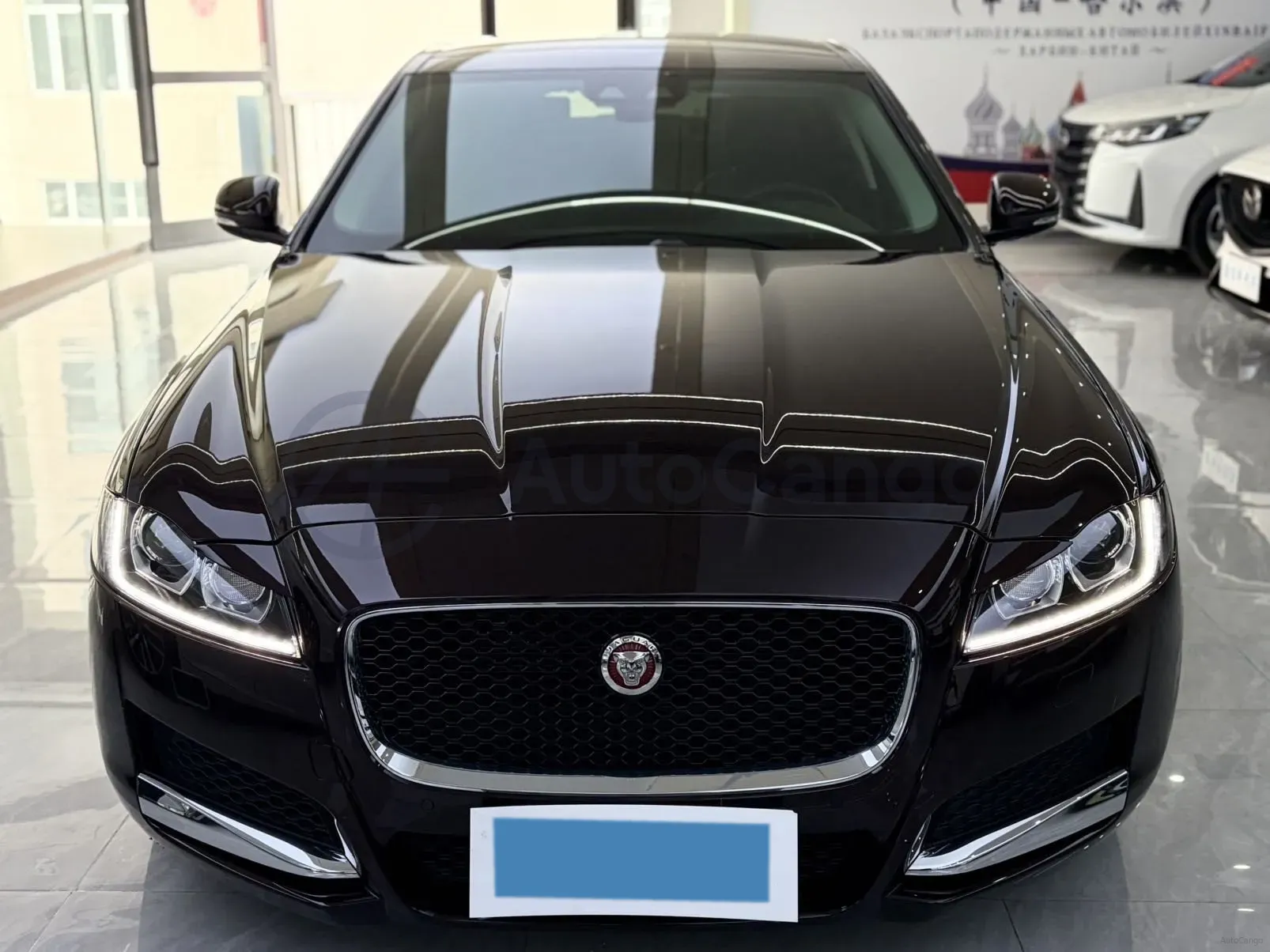 2021 Jaguar XFL 2.0T 200HP L4 8AT,autocango,china used car exporter,china ev exporter,chinese used car exporter,chinese used ev exporter