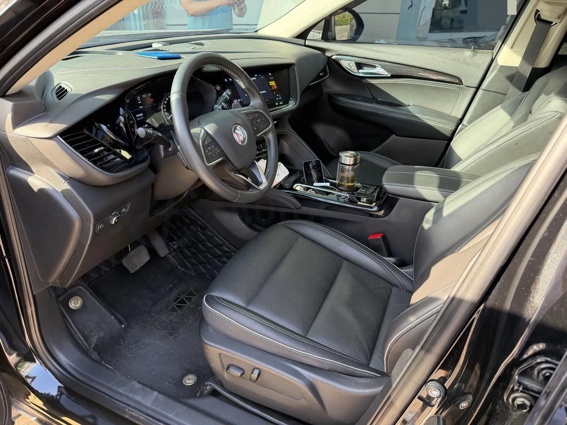 2022 Buick EnvisionPlus 2.0T 237HP L4 9AT,autocango,china used car exporter,china ev exporter,chinese used car exporter,chinese used ev exporter