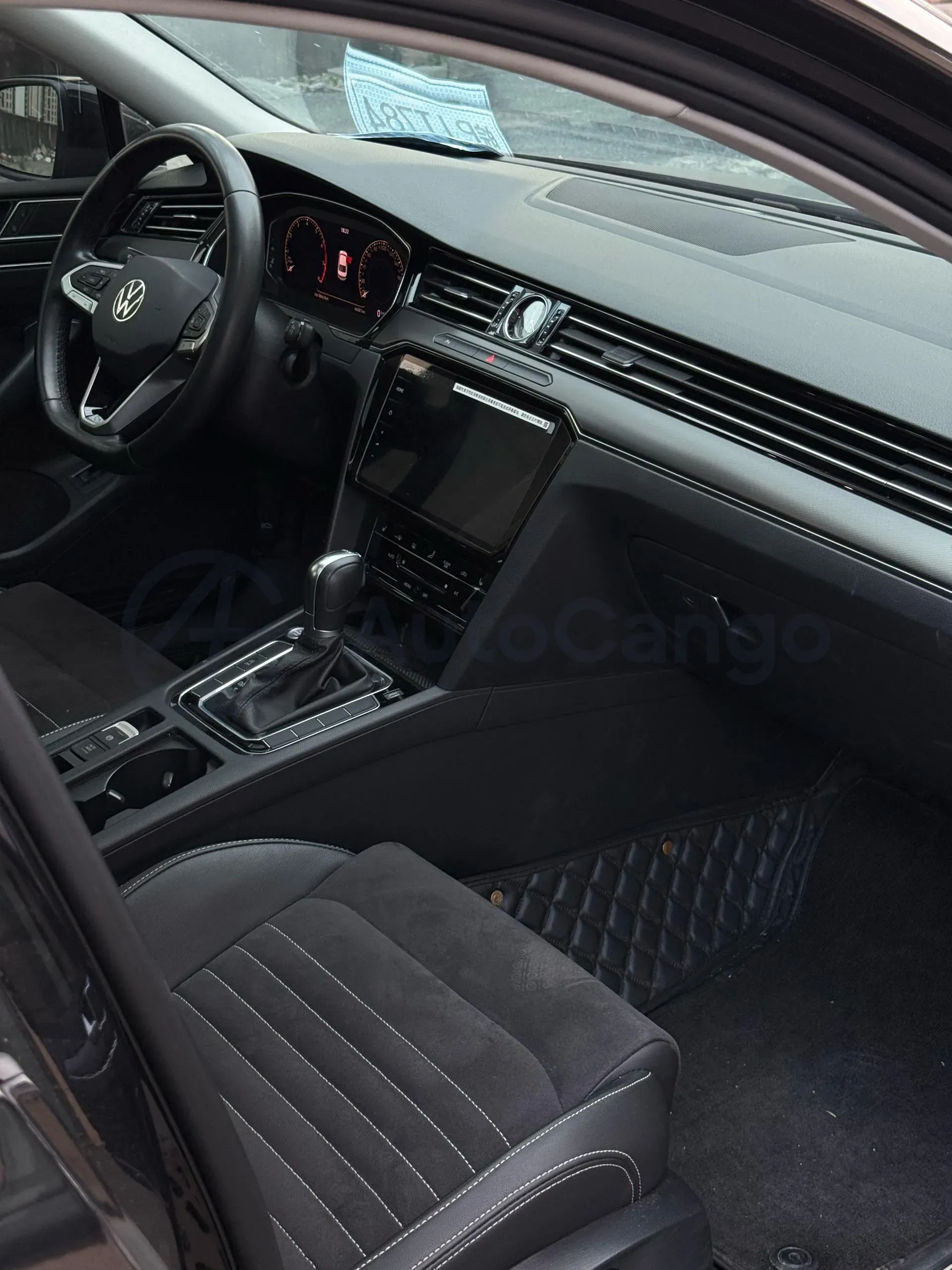 2020 Volkswagen Magotan 2.0T 186HP L4 7DCT,autocango,china used car exporter,china ev exporter,chinese used car exporter,chinese used ev exporter