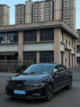 2020 VOLKSWAGEN MAGOTAN,autocango,china used car exporter,china ev exporter,chinese used car exporter,chinese used ev exporter