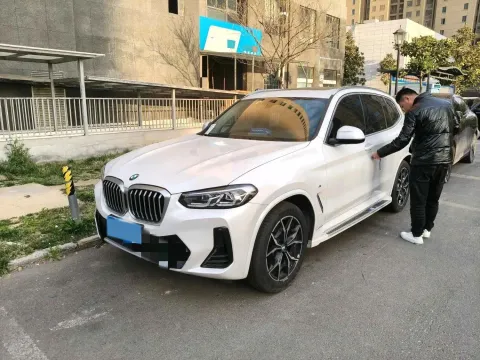 2022 BMW X3,autocango,china used car exporter,china ev exporter,chinese used car exporter,chinese used ev exporter