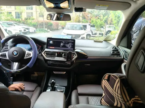 2022 BMW X3 2.0T 184HP L4 8AT