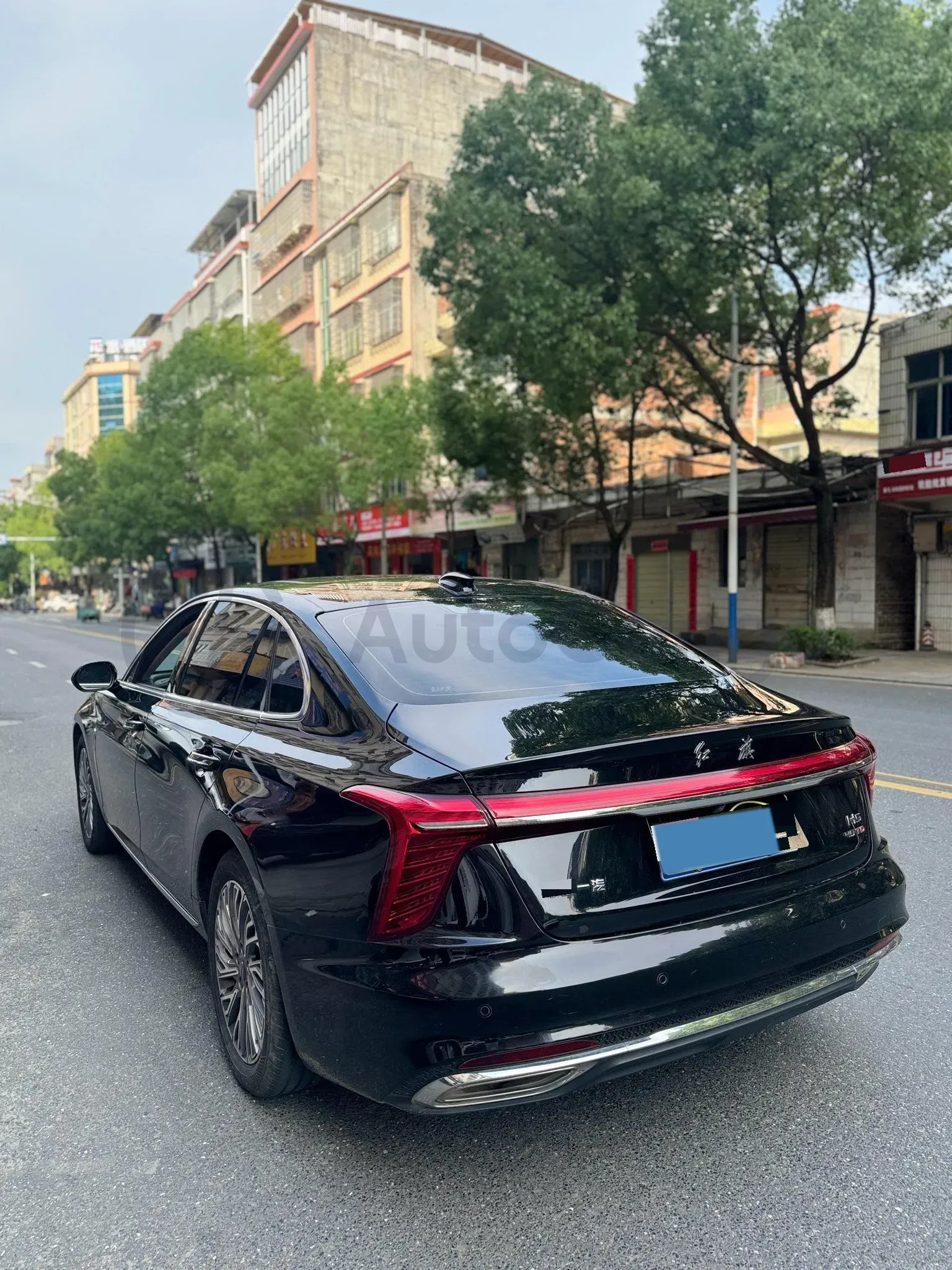 2023 HongQi H5 2.0T 224HP L4 8AT,autocango,china used car exporter,china ev exporter,chinese used car exporter,chinese used ev exporter