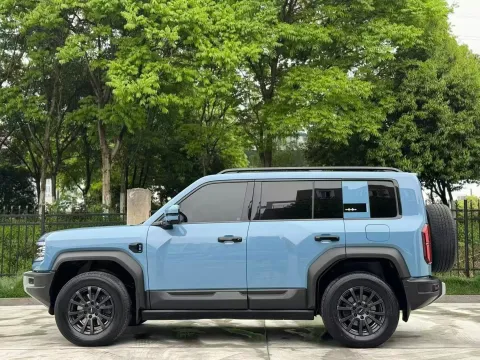 2023 FangChengBao Bao 5 1.5T 194HP L4 E-CVT PHEV 31.8KWH