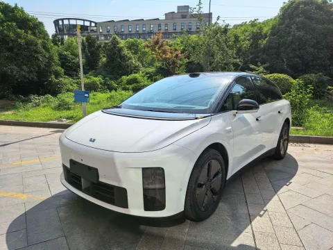 2025 Li i6 BEV,autocango,china used car exporter,china ev exporter,chinese used car exporter,chinese used ev exporter
