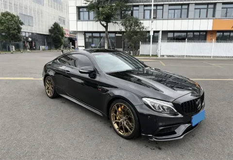 2016 Mercedes-Benz C AMG 4.0T 476HP V8 7AT