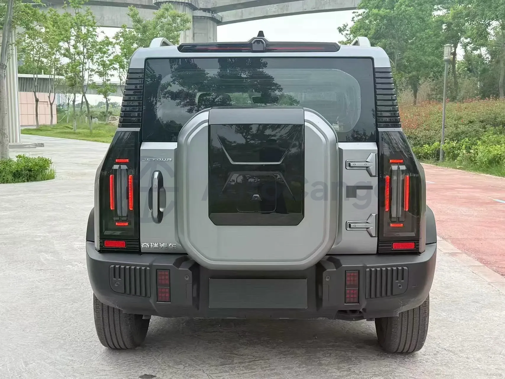 2023 Jetour Traveller 1.5T 184HP L4 7DCT,autocango,china used car exporter,china ev exporter,chinese used car exporter,chinese used ev exporter