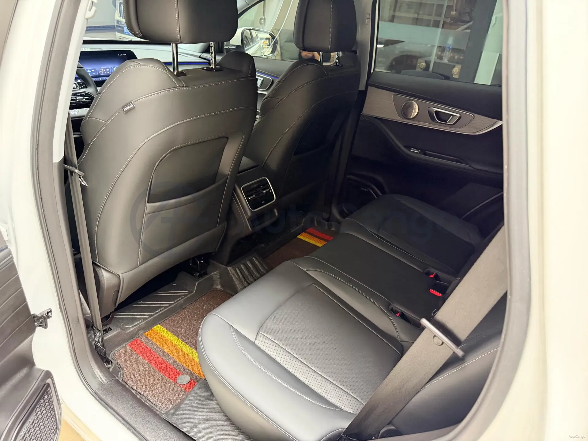 2023 Chery Tiggo 8 Plus 1.6T 197HP L4 7DCT,autocango,china used car exporter,china ev exporter,chinese used car exporter,chinese used ev exporter
