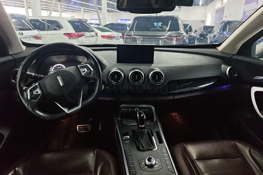 2017 WEY VV7 2.0T 234HP L4 7DCT,autocango,china used car exporter,china ev exporter,chinese used car exporter,chinese used ev exporter