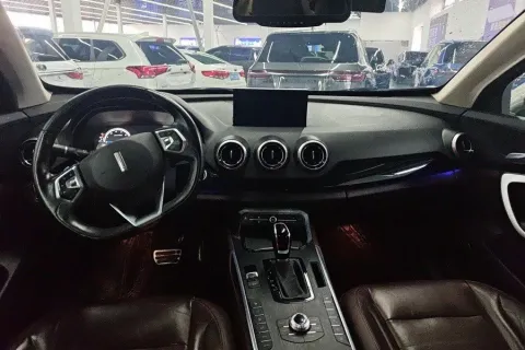 2017 WEY VV7 2.0T 234HP L4 7DCT