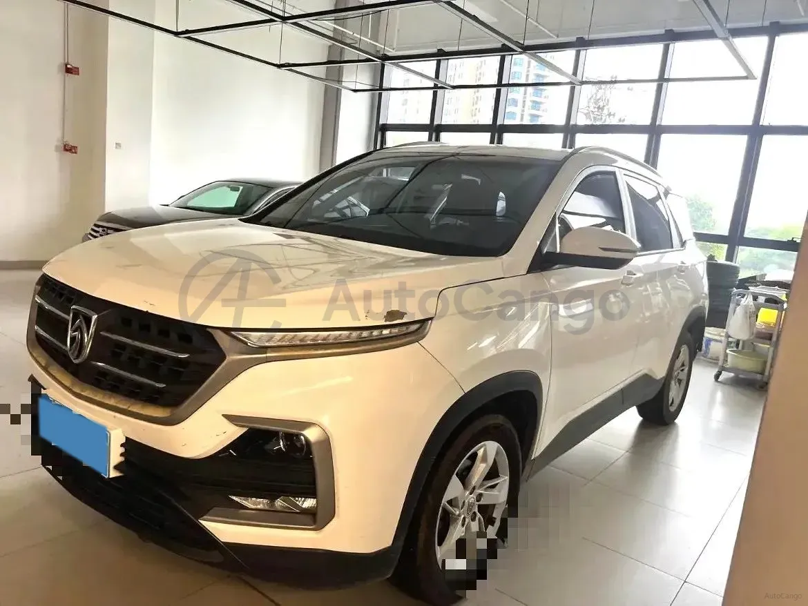 2018 BaoJun 530 1.5T 150HP L4 6MT,autocango,china used car exporter,china ev exporter,chinese used car exporter,chinese used ev exporter