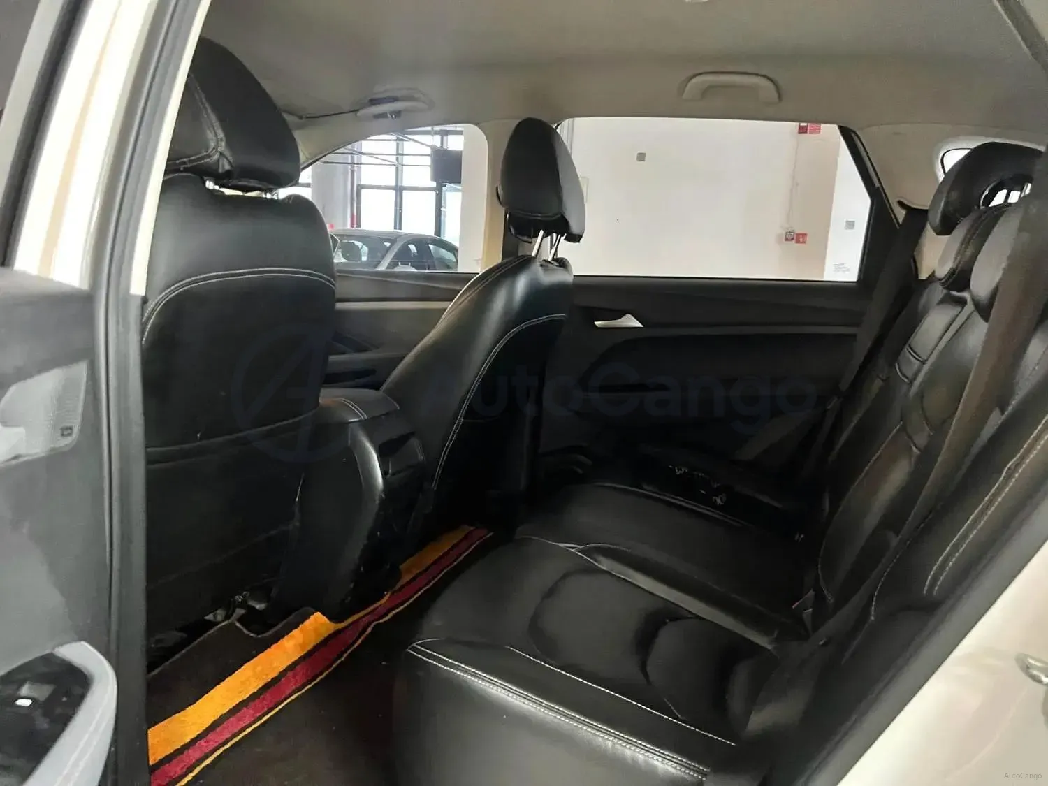 2018 BaoJun 530 1.5T 150HP L4 6MT,autocango,china used car exporter,china ev exporter,chinese used car exporter,chinese used ev exporter