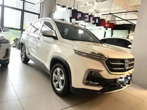 2018 BaoJun 530 1.5T 150HP L4 6MT