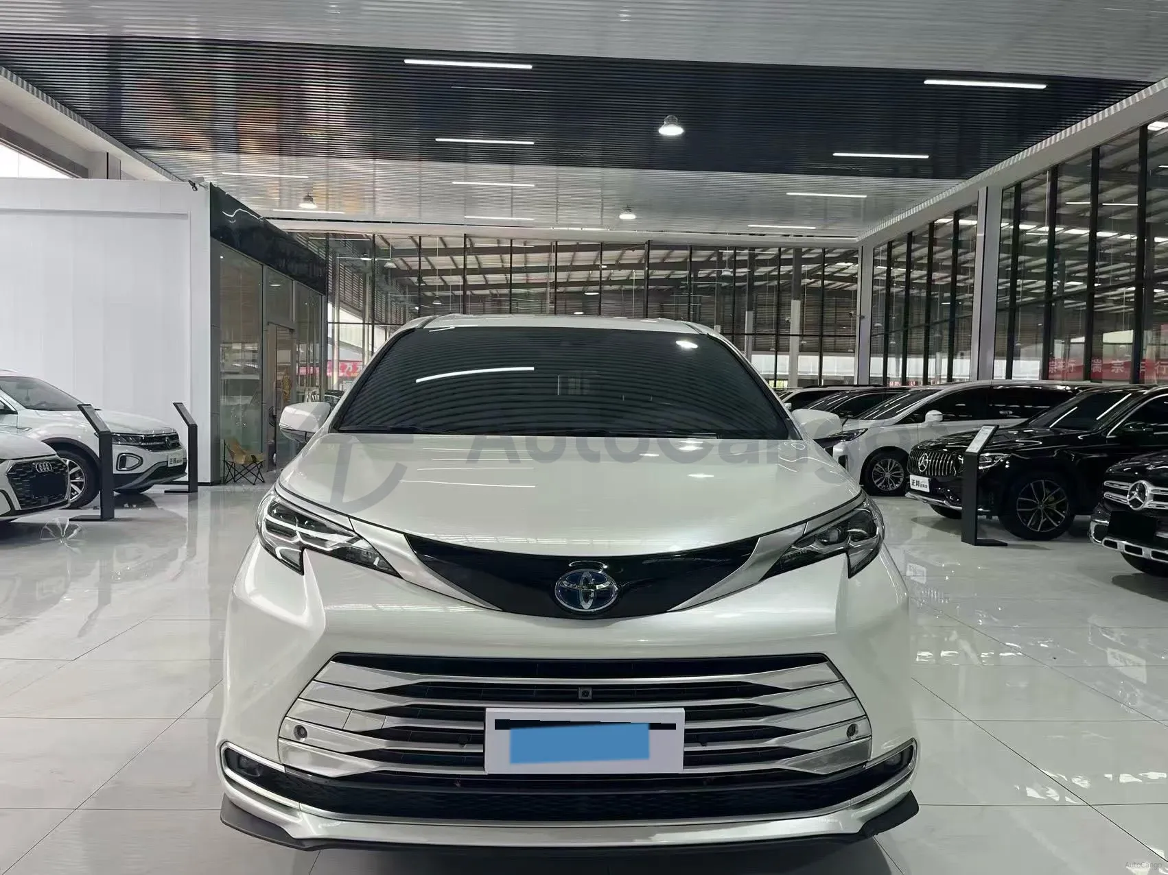 2021 Toyota Sienna 2.5L 192HP L4 E-CVT Hybrid,autocango,china used car exporter,china ev exporter,chinese used car exporter,chinese used ev exporter
