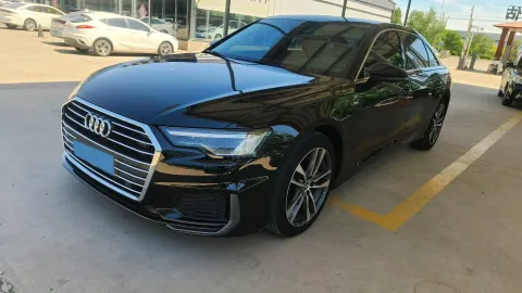 2021 AUDI A6L,autocango,china used car exporter,china ev exporter,chinese used car exporter,chinese used ev exporter