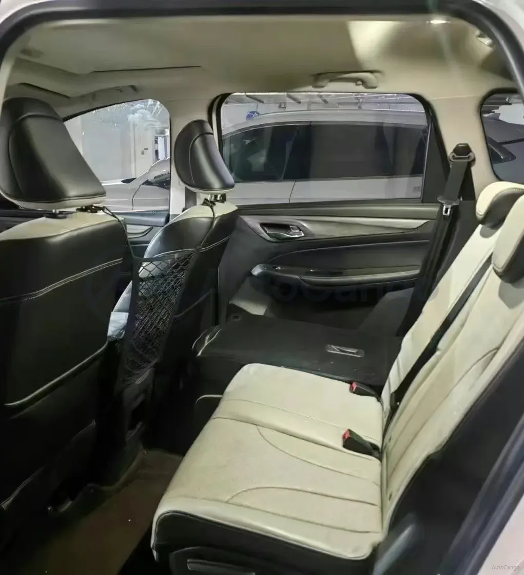 2019 BaoJun 730 1.5T 151HP L4 CVT,autocango,china used car exporter,china ev exporter,chinese used car exporter,chinese used ev exporter