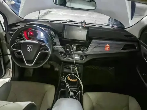 2019 BaoJun 730 1.5T 151HP L4 CVT