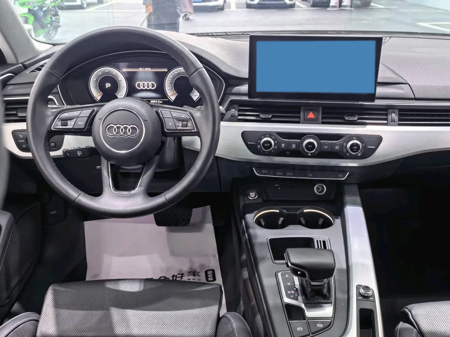 2022 Audi A4L 2.0T 190HP L4 7DCT,autocango,china used car exporter,china ev exporter,chinese used car exporter,chinese used ev exporter
