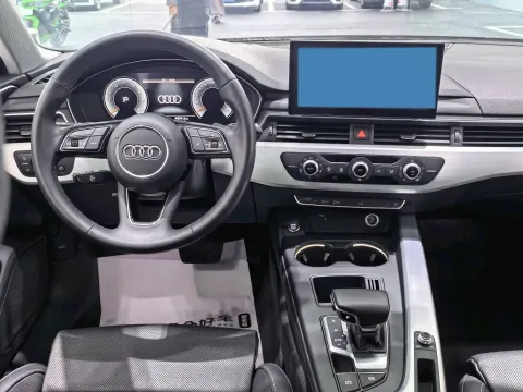 2022 Audi A4L 2.0T 190HP L4 7DCT