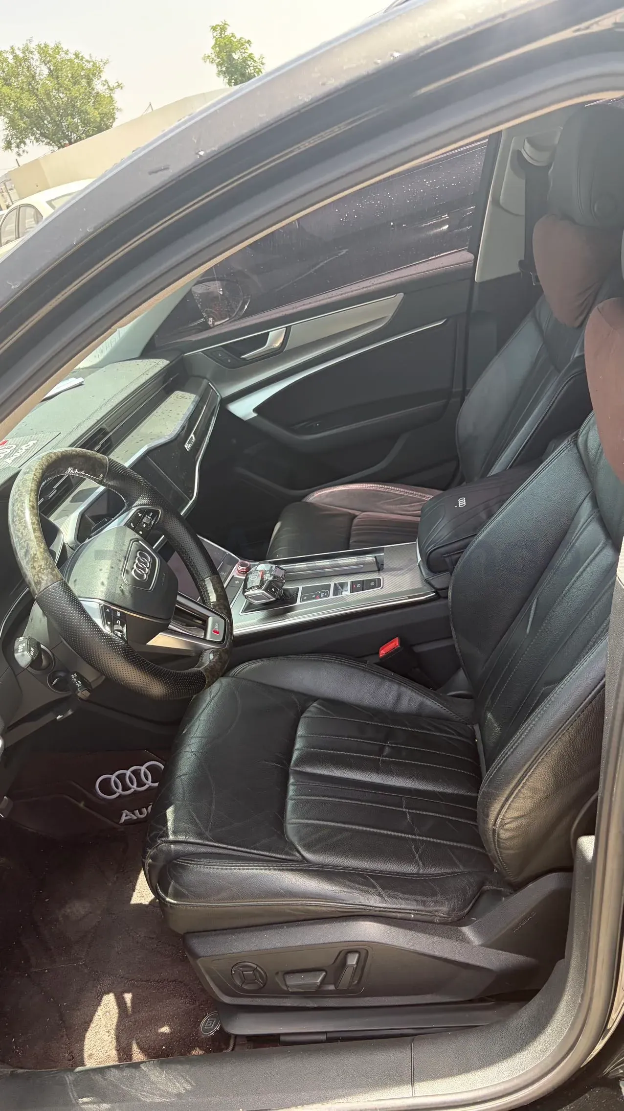 2021 Audi A6L 2.0T 190HP L4 7DCT,autocango,china used car exporter,china ev exporter,chinese used car exporter,chinese used ev exporter
