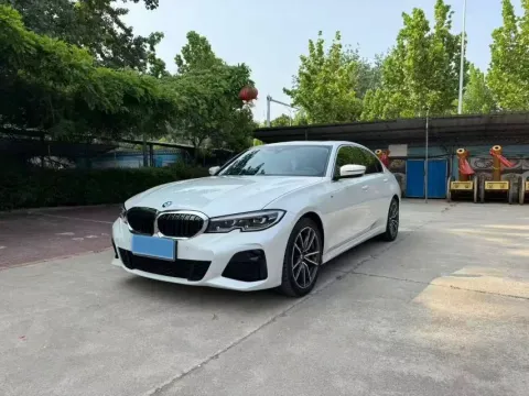 2022 BMW 3 SERIES,autocango,china used car exporter,china ev exporter,chinese used car exporter,chinese used ev exporter