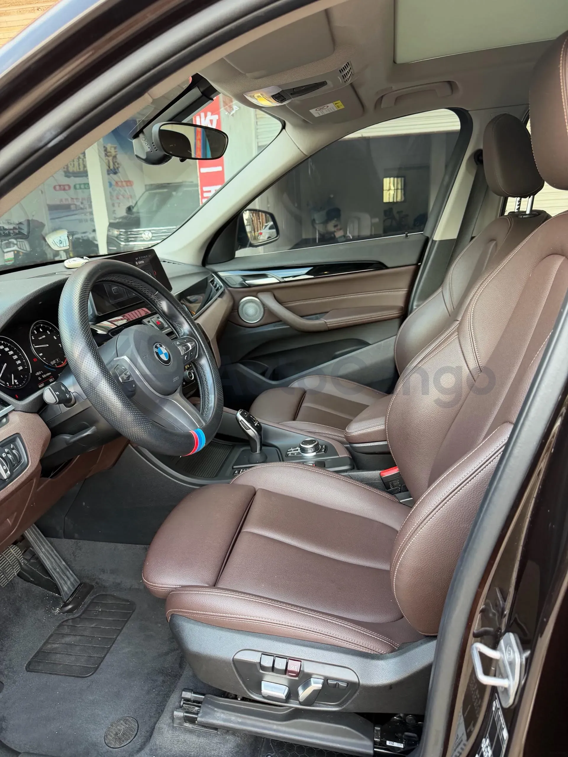 2022 BMW X1 2.0T 192HP L4 7DCT,autocango,china used car exporter,china ev exporter,chinese used car exporter,chinese used ev exporter