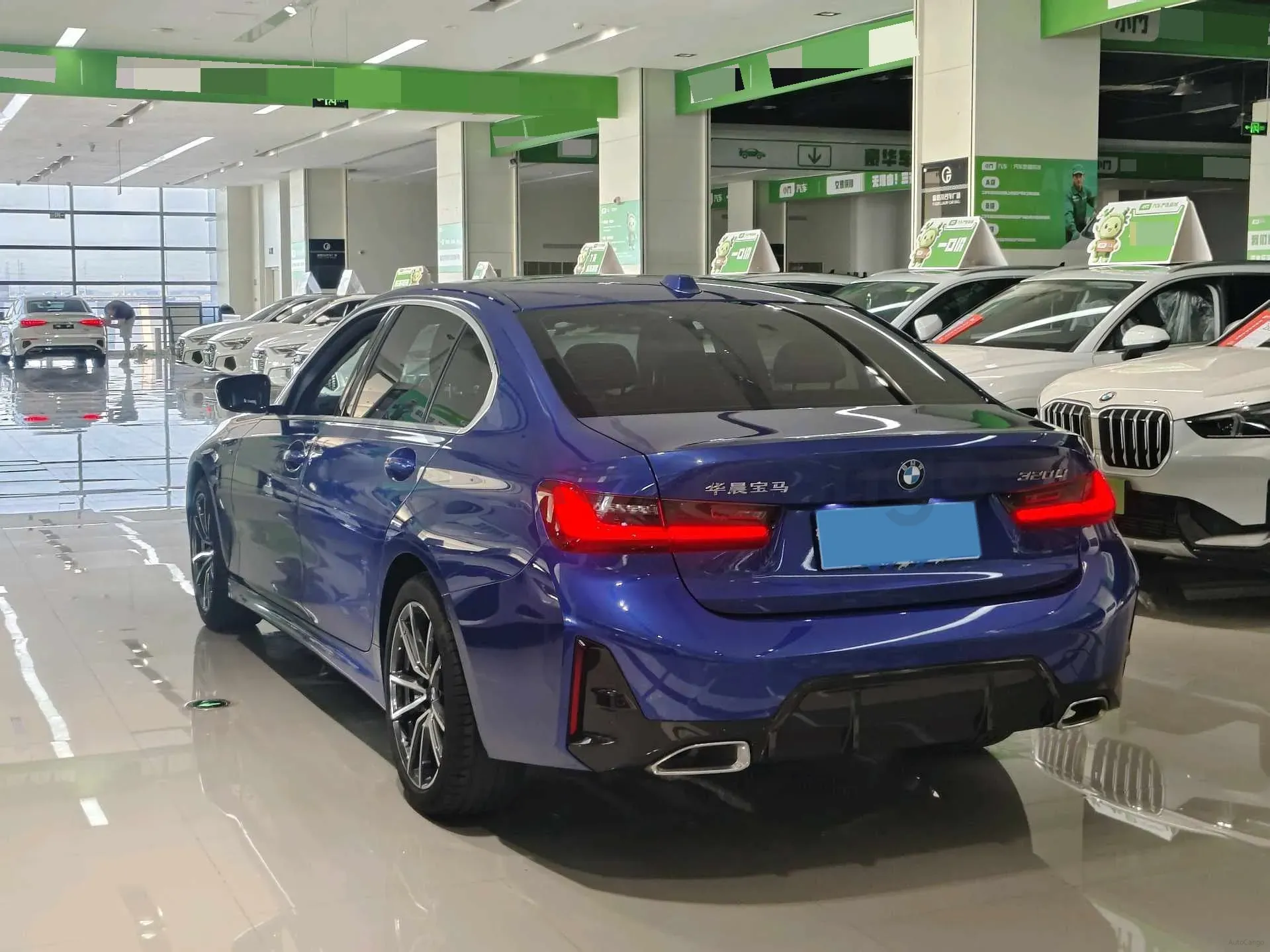 2023 BMW 3 Series 2.0T 156HP L4 8AT,autocango,china used car exporter,china ev exporter,chinese used car exporter,chinese used ev exporter