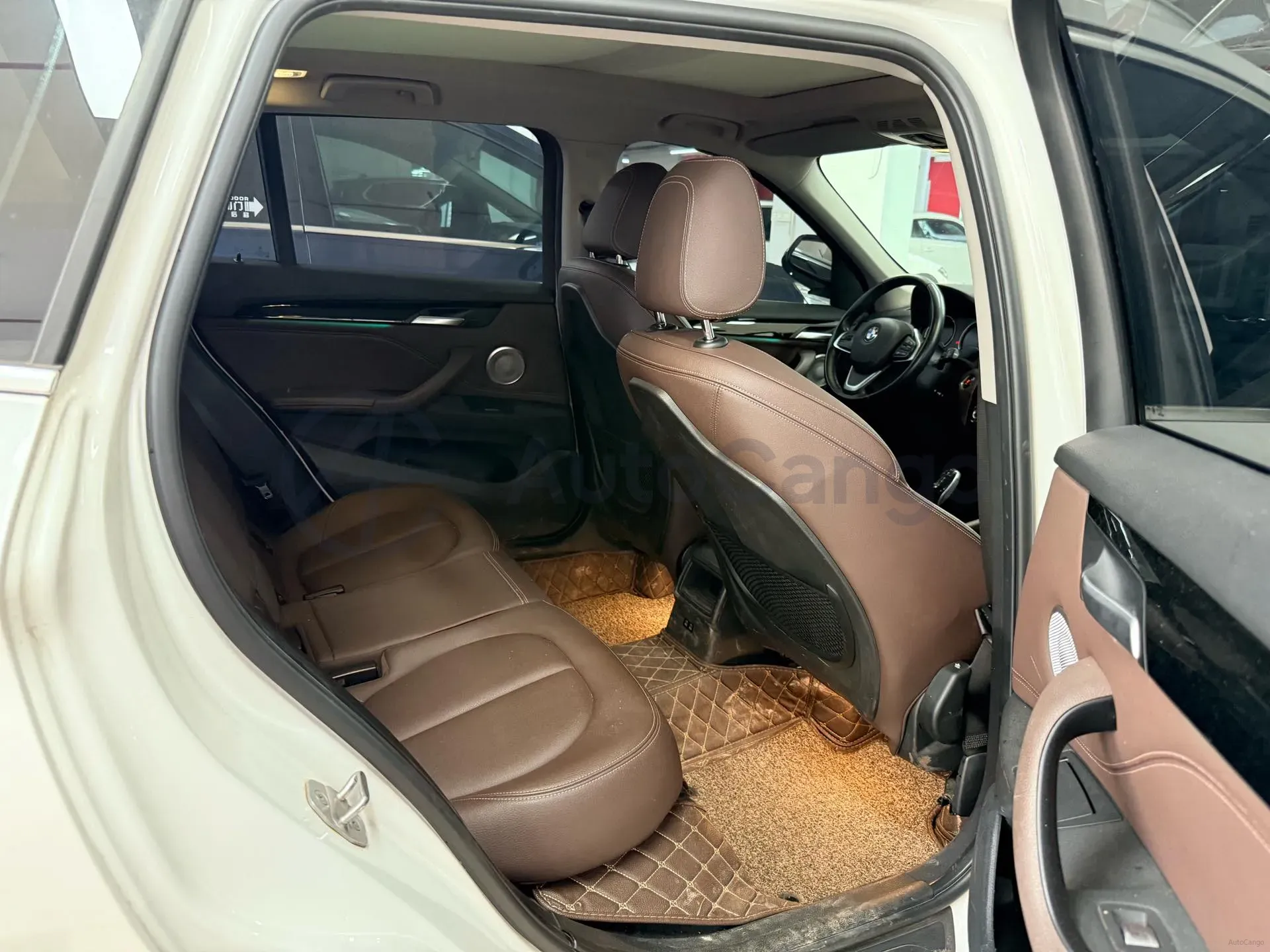 2021 BMW X1 1.5T 140HP L3 7DCT,autocango,china used car exporter,china ev exporter,chinese used car exporter,chinese used ev exporter
