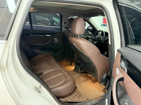 2021 BMW X1 1.5T 140HP L3 7DCT